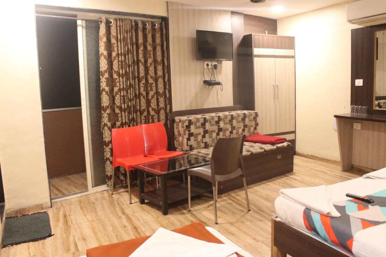 Hotel Mukesh Residency Pune
