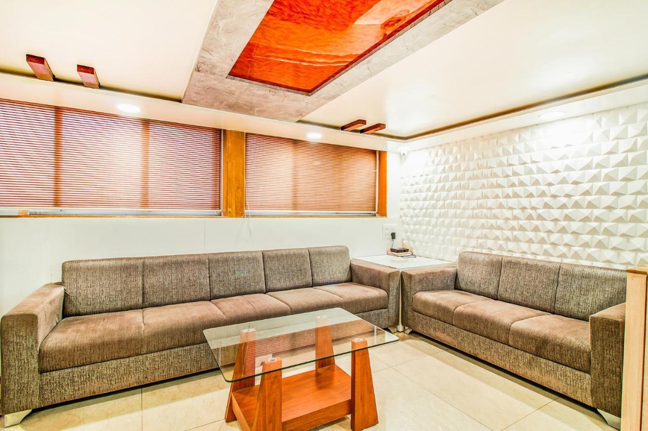 Mukesh Residency Hotel